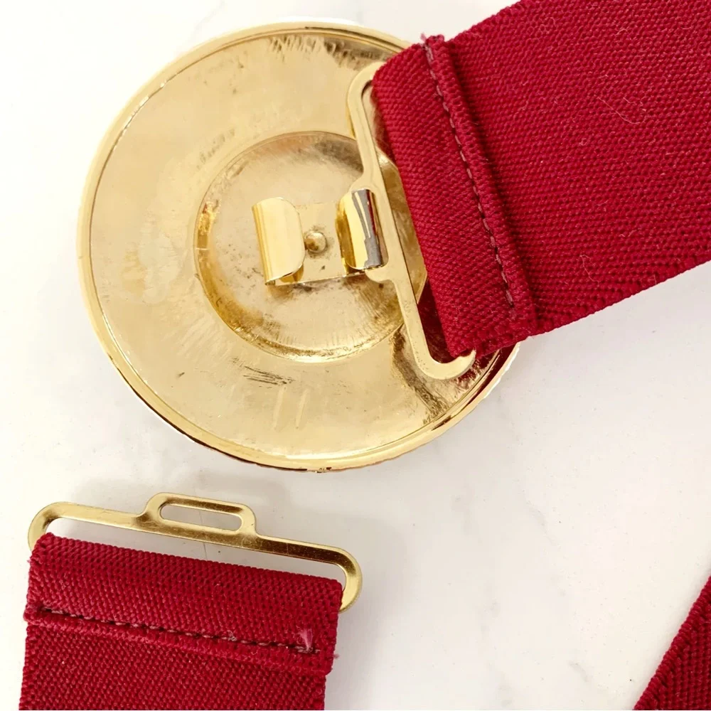Round Gold Toned Metal Buckle Elastic Stretch Belt In Cherry Red NEW